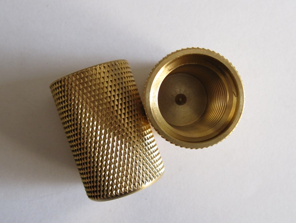 knurled nut